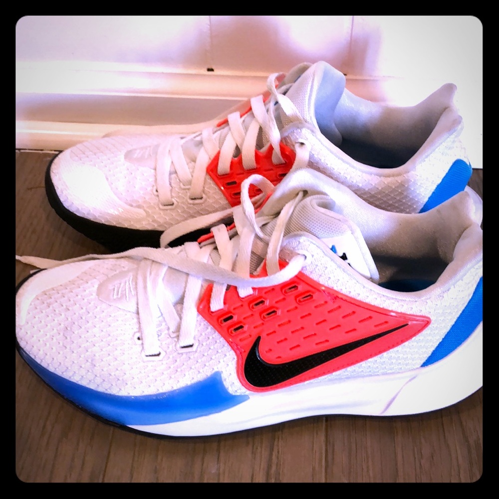 Nike Kyrie Basketball shoes